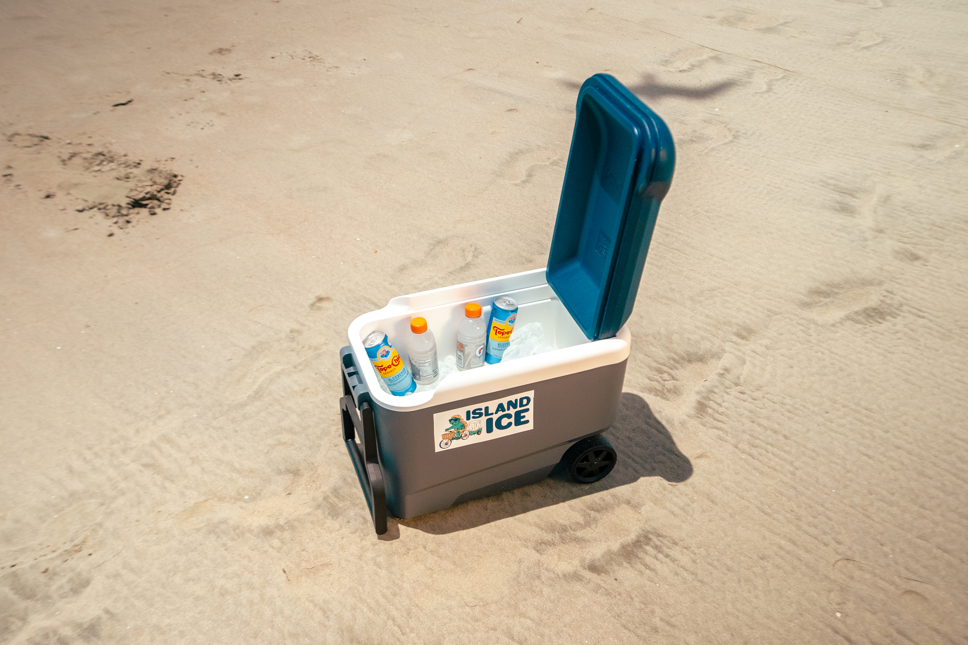 40qt cooler rental for couples and small groups on Isle of Palms